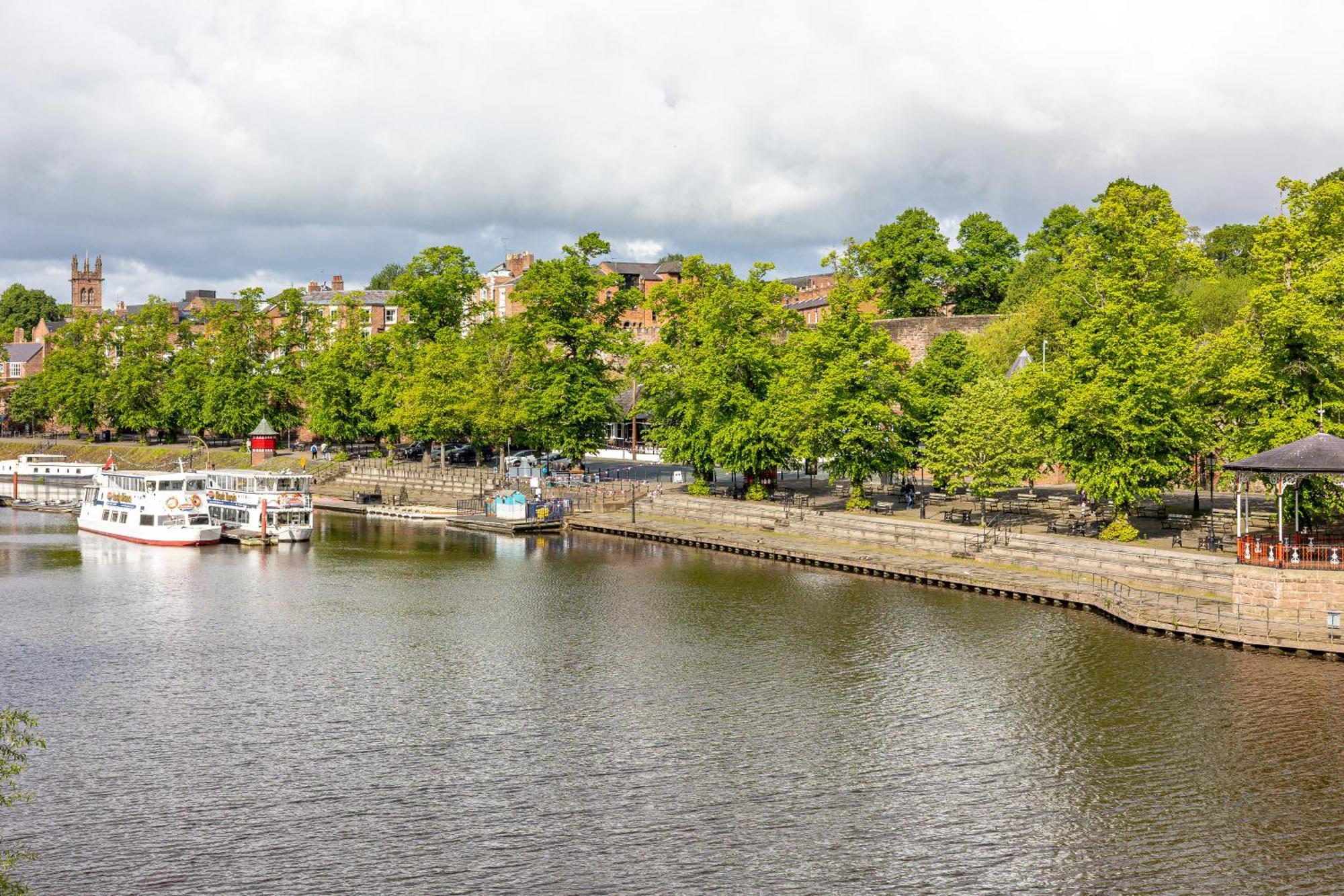 Insta-Worthy Loft On Historic Chester Rows, Sleeps 4 & Free Parking Екстериор снимка